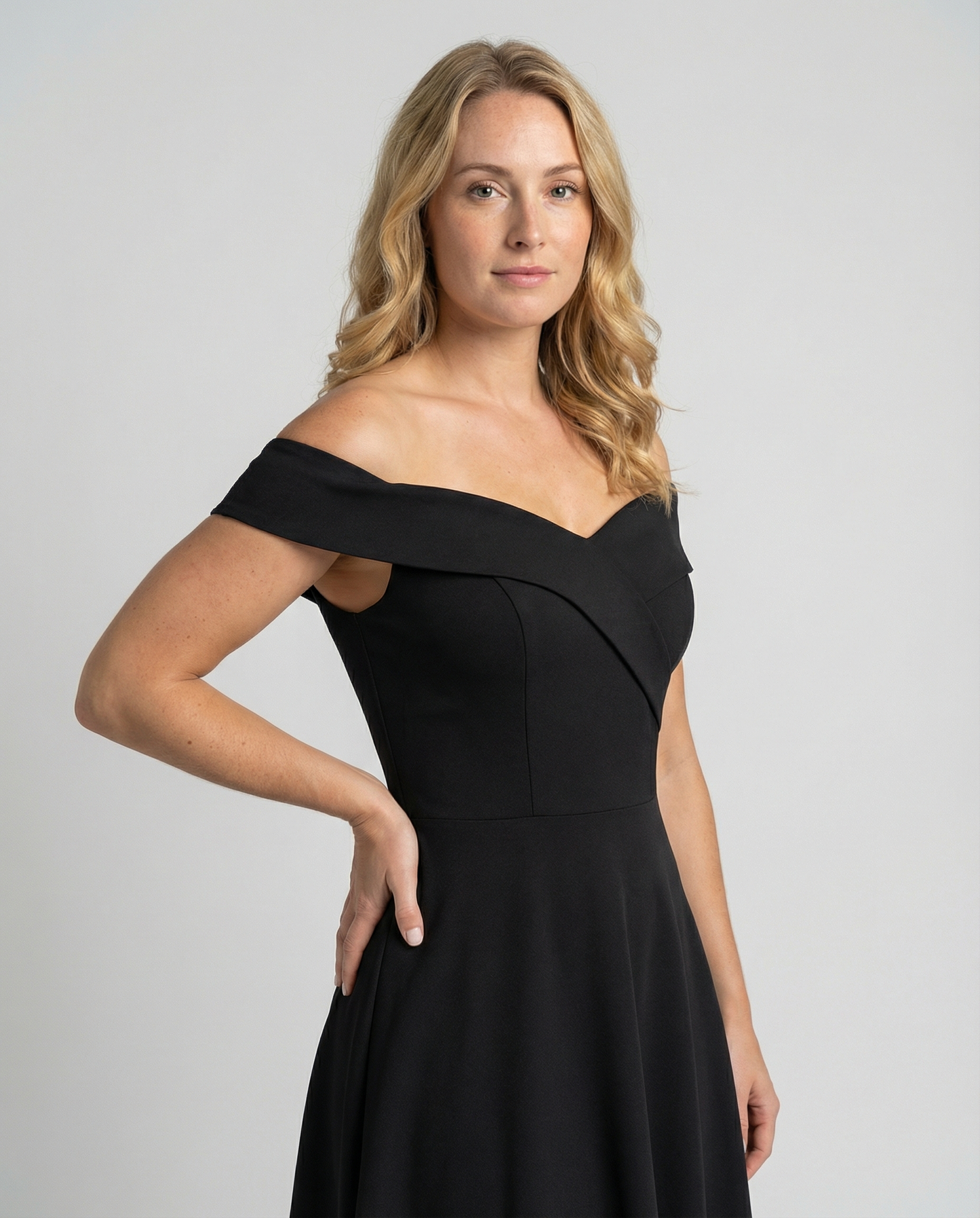 Elegant Off-Shoulder Evening Dress