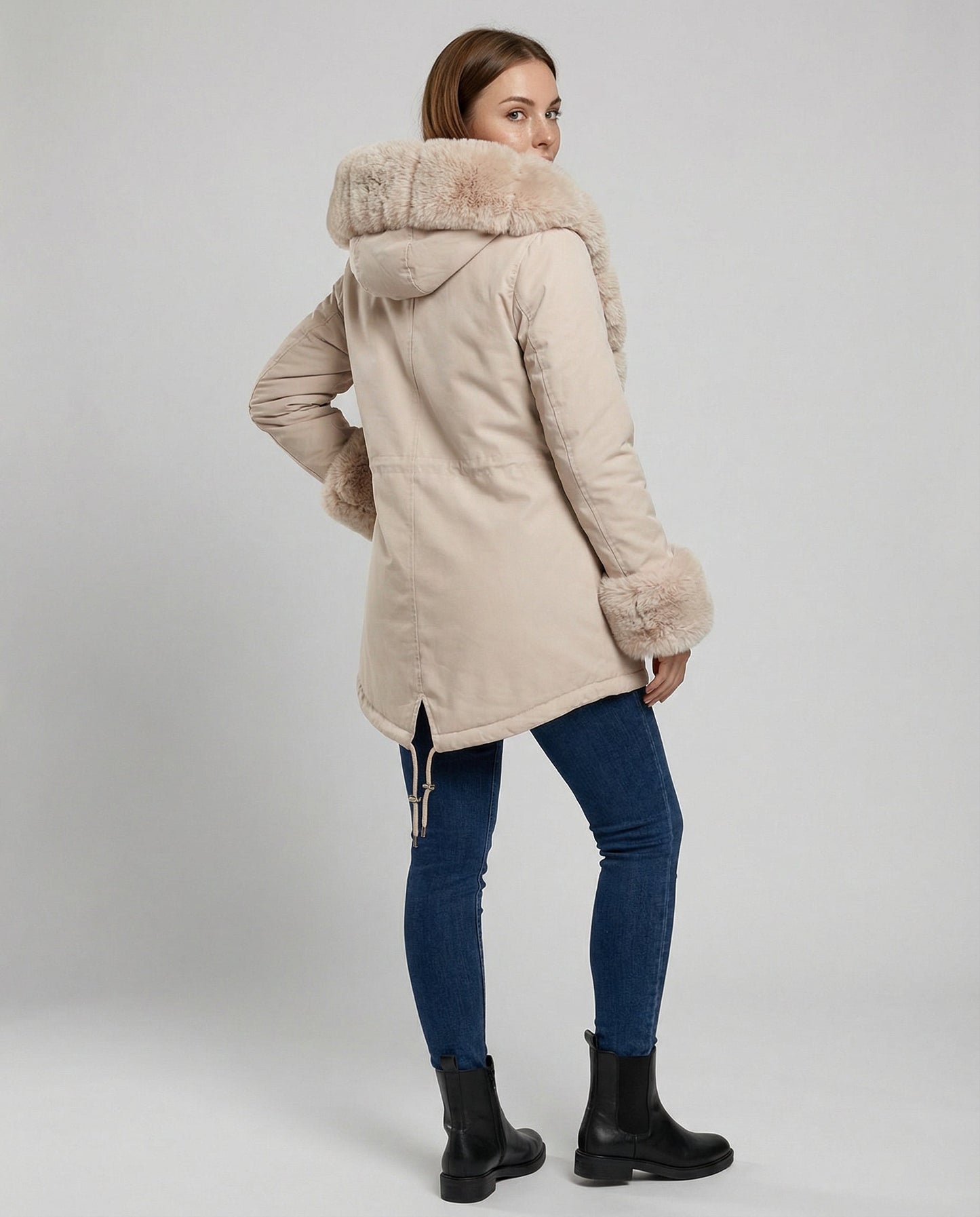 Elegant Women's Faux Fur Jacket
