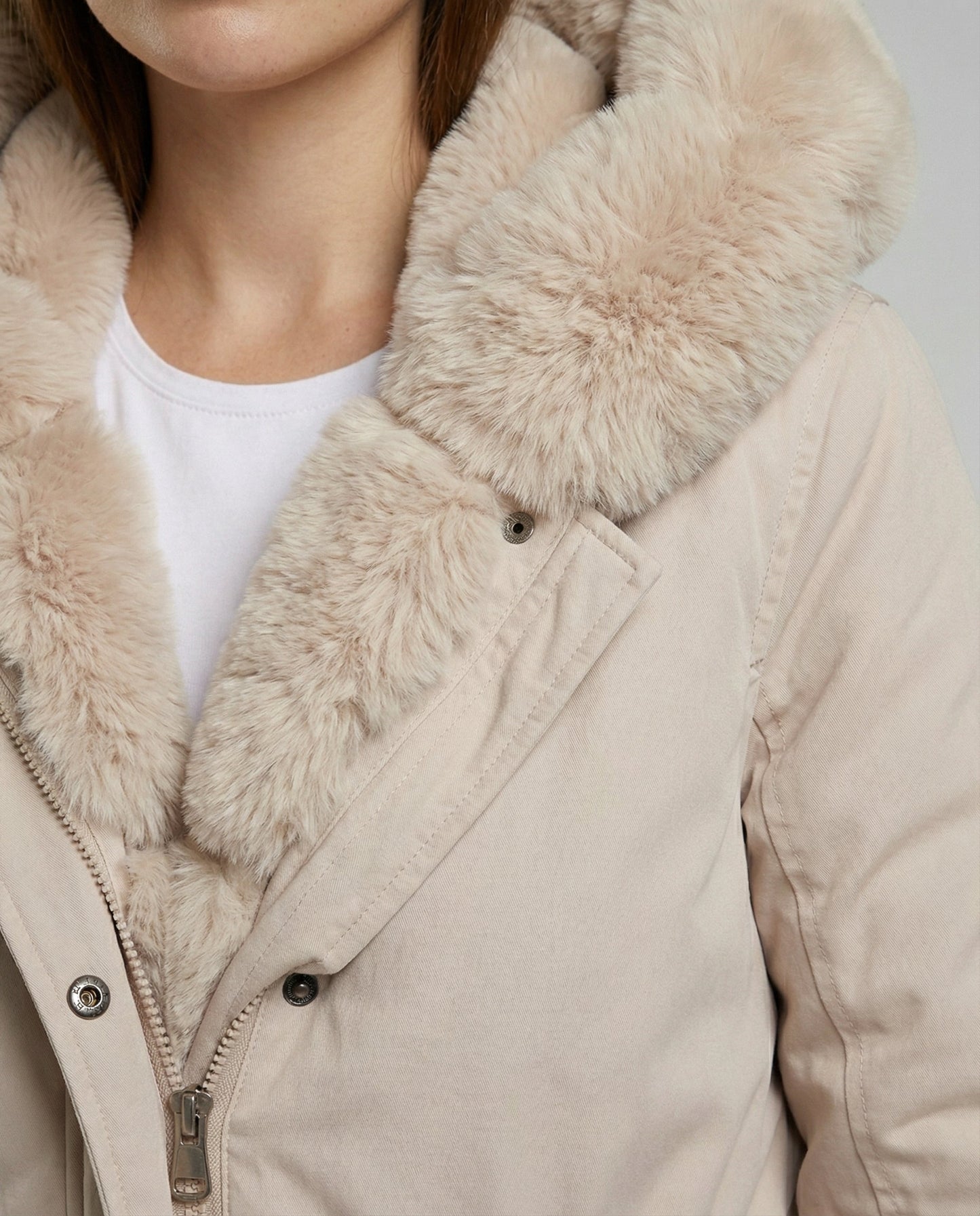 Elegant Women's Faux Fur Jacket