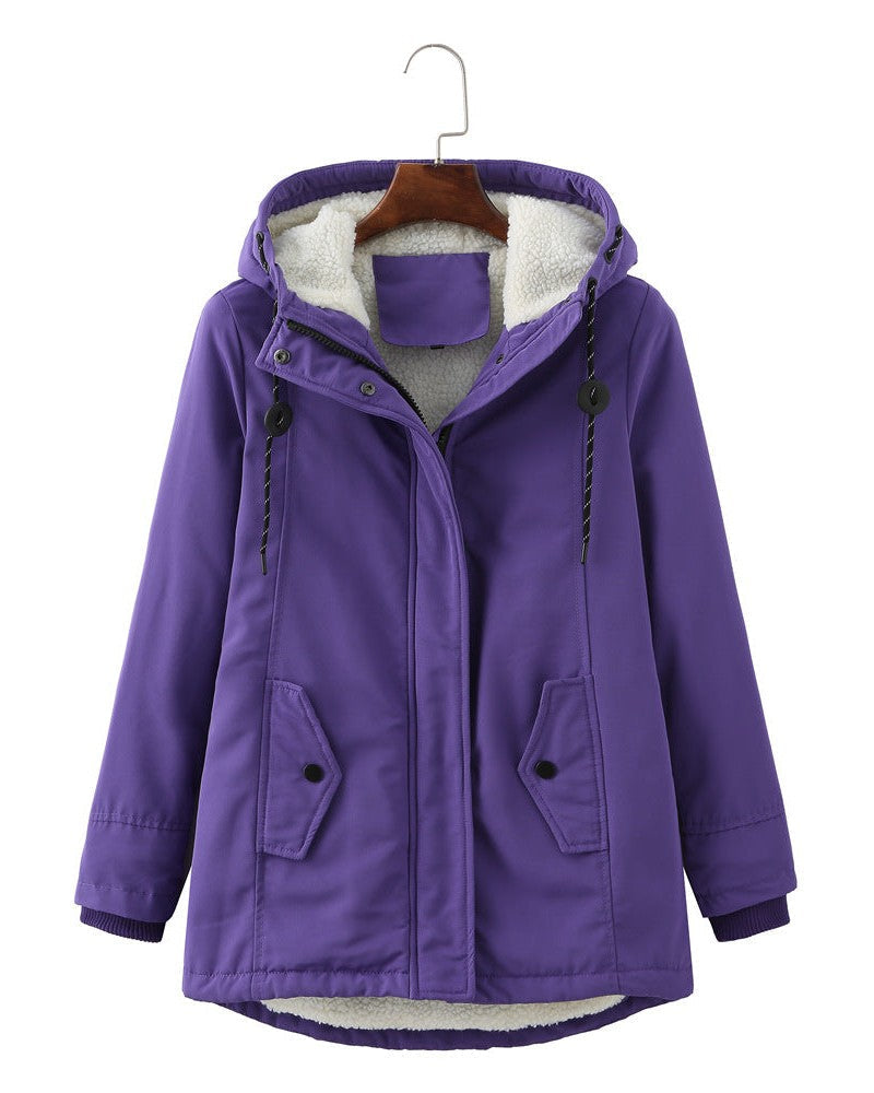 Luxurious women's winter coat