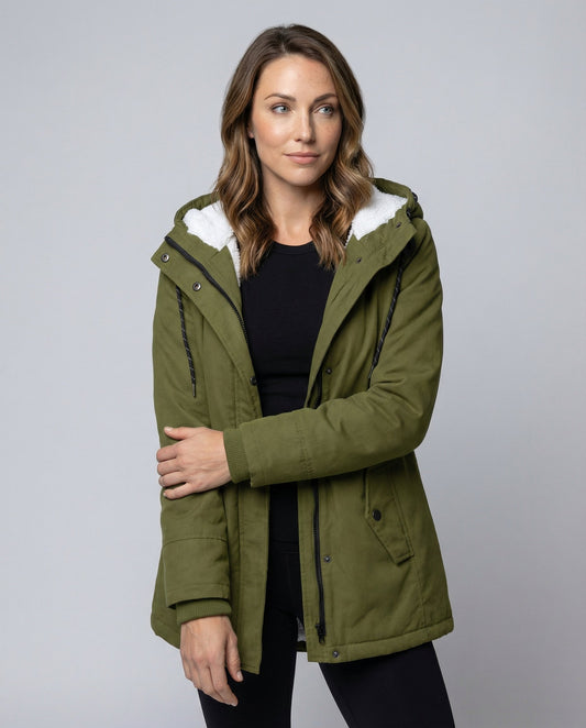 Luxurious women's winter coat