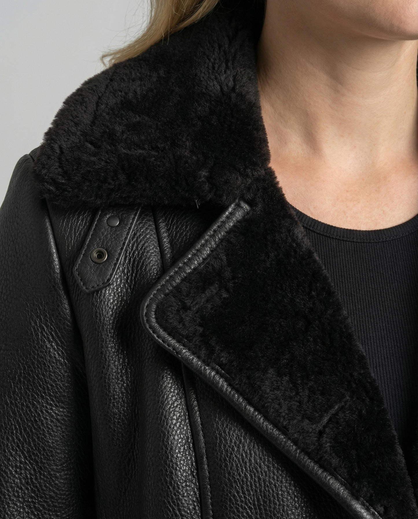 Elegant women's fashion coat