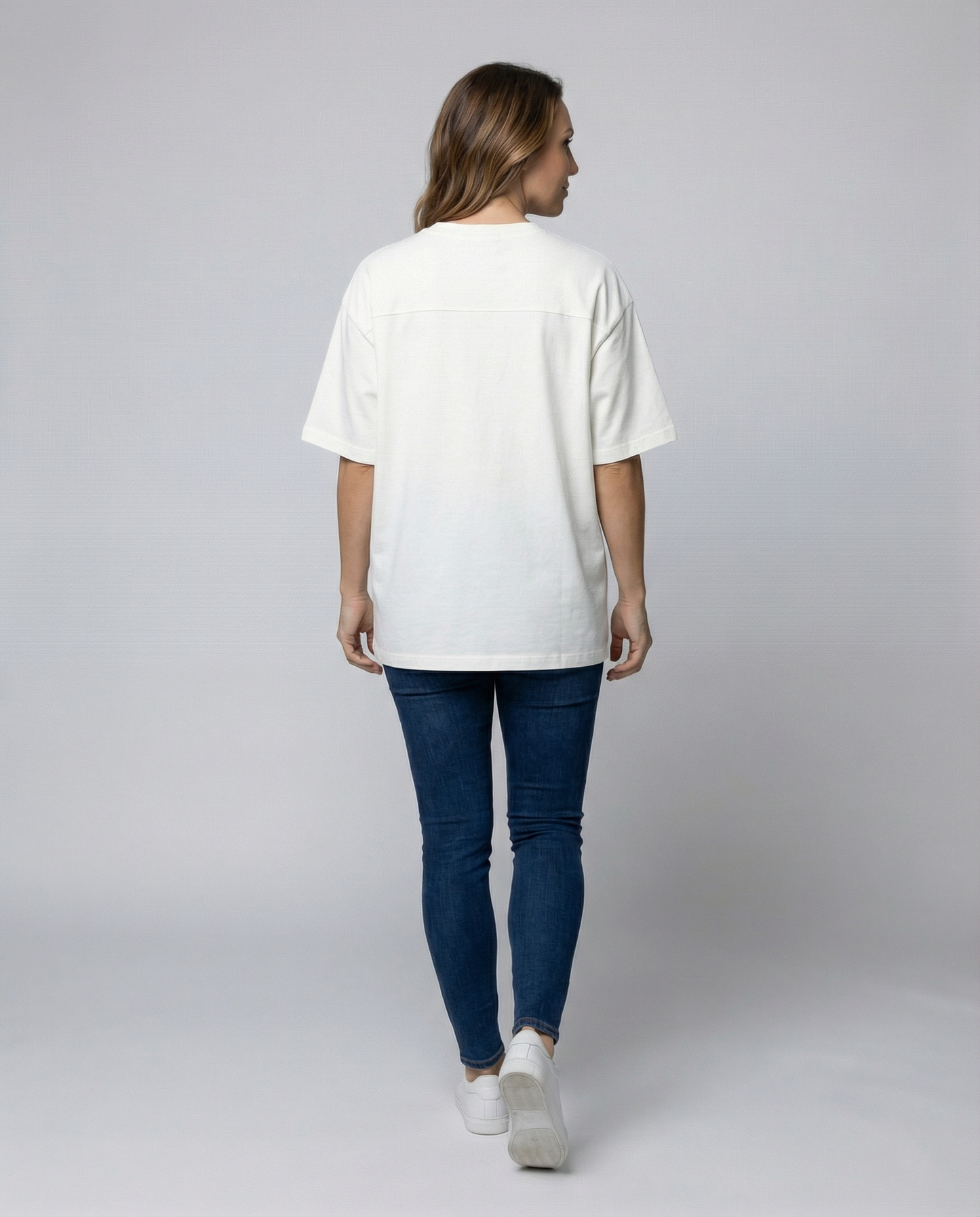Oversized women's cotton T-shirt