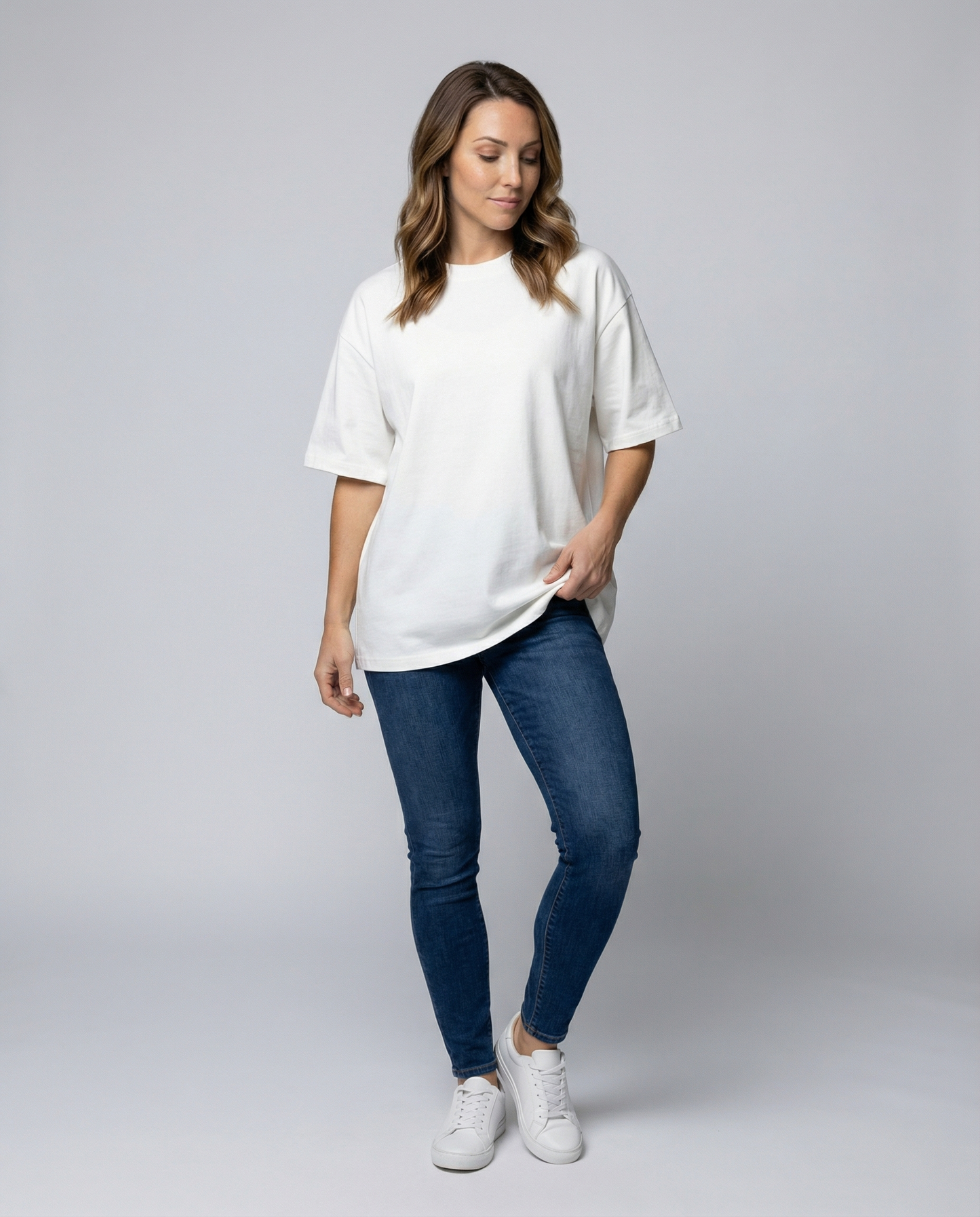 Oversized women's cotton T-shirt