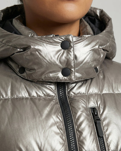 Functional women's ski jacket